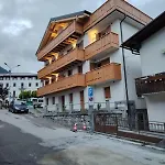 Sogno Delle Dolomiti 아파트 *
