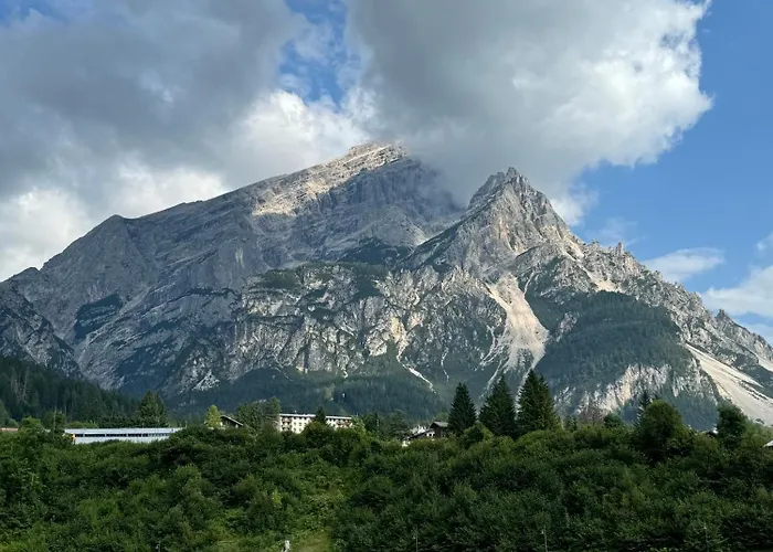 Sogno Delle Dolomiti Апартаменты *